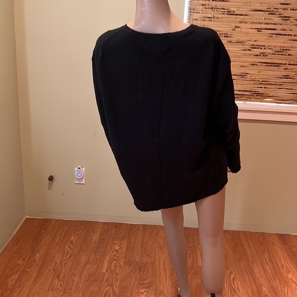 Wildfox White Label Black Sweater With No 9 On Front In Gold Sequins Size L - Picture 4 of 9